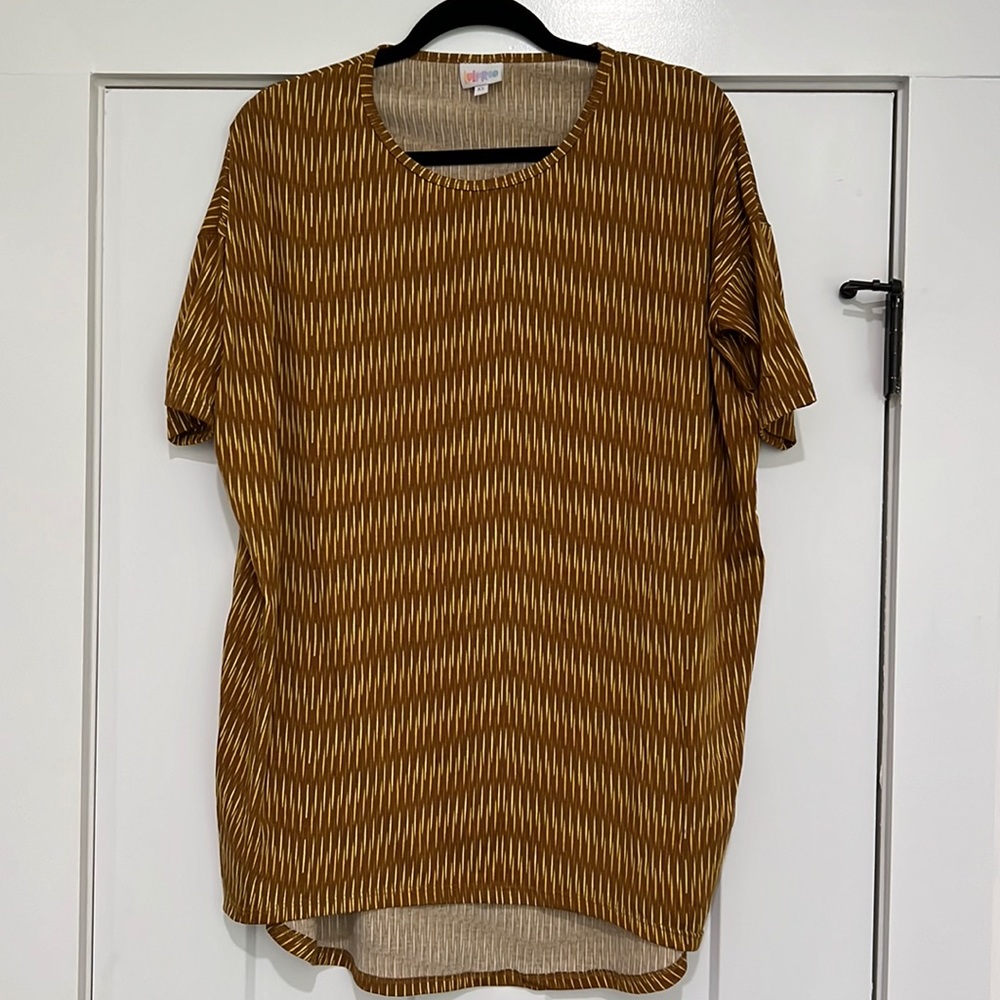 LuLaRoe Irma Tunic